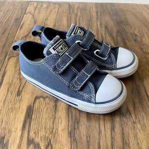 Toddler / Kids Converse Velcro Chuck Taylor All Star Shoes in Navy